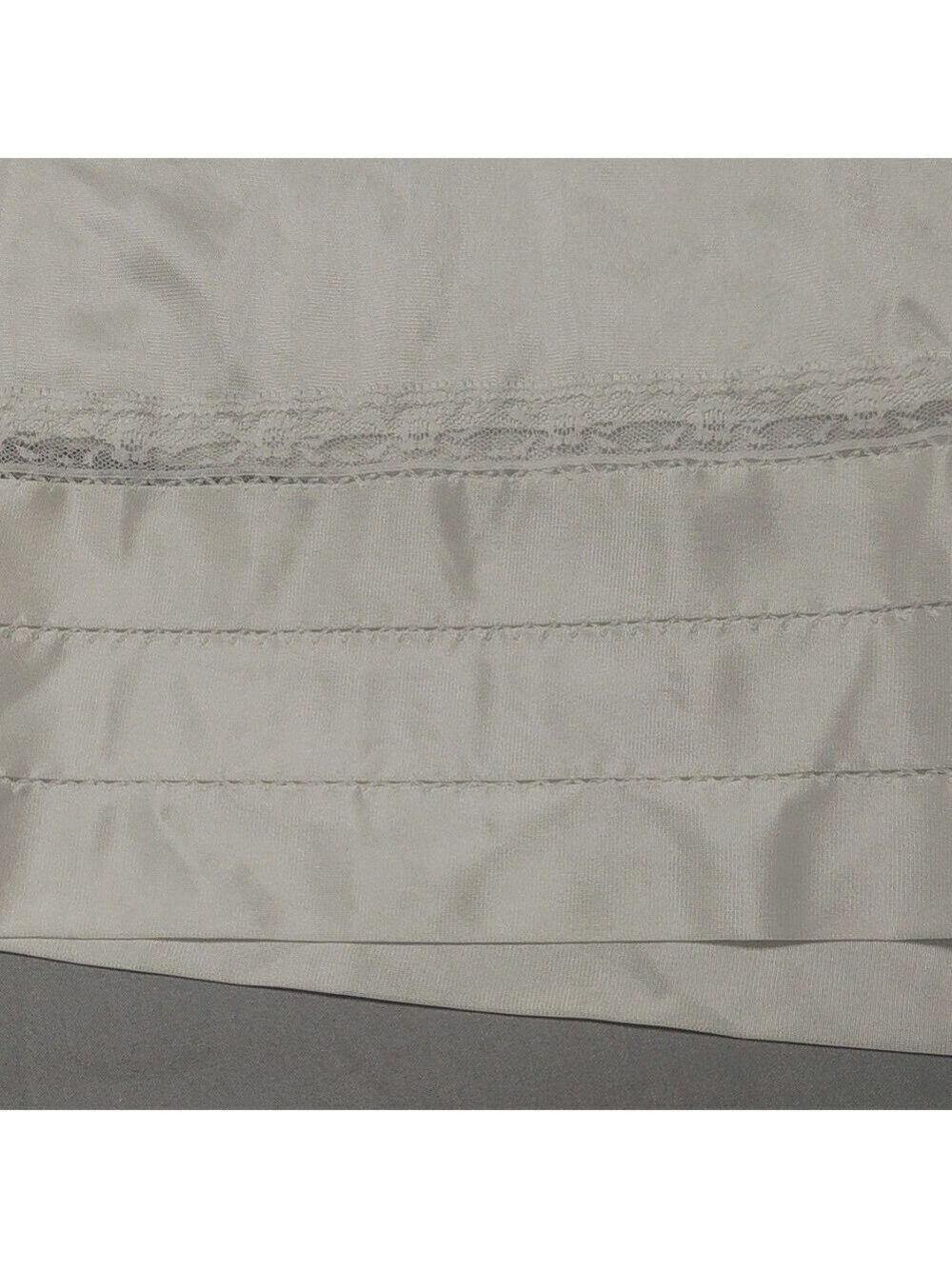 Vintage Lorraine Ivory Long Slip with slit and lace Detail Sz S - Picture 2 of 8